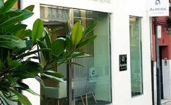 Clínica Dental Almeida - Dr. Pedro H. Almeida