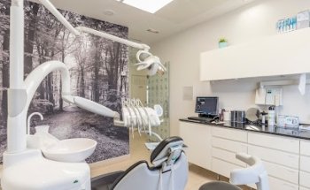 Clínica Dental Doctor Nasimi Parla