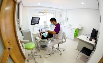 Clínica Dental El Muelle