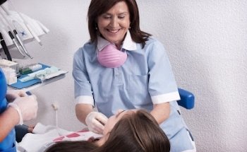 Clínica Dental Ana Vella