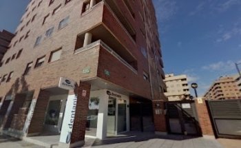 Dentania Clínica Dental - El Quiñón