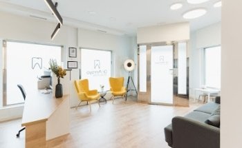 Clínica dental Dr. Arroyo ESTUDIO DENTAL