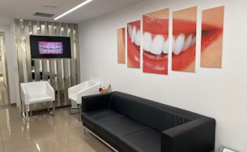 Clínica Dental Moreno Montalvo
