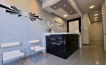 Clínica Dental Álvarez Sanjurjo