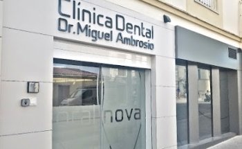 Oralnova - Clinica Dental Baena