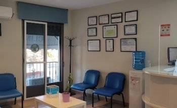 CLINICA DENTAL LUCIA RIVADENEYRA