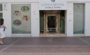 Clinica Dental León y Soler