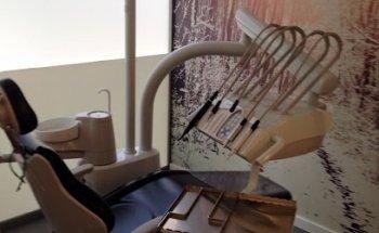 Clínica Dental y Centro Odontológico Héctor Lafuente: Implantes dentales.