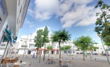 CLINICA DENTAL PONIENTE - Su dentista en Conil