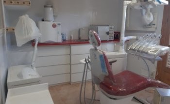 Clínica dental SANI-DENT CARRANQUE