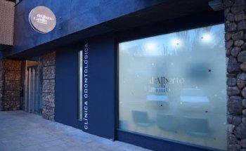 Dr. Alberto Carrillo Clínica Odontológica