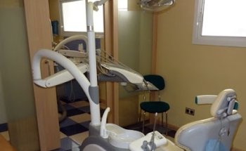 Clínica Maxilodental Acero