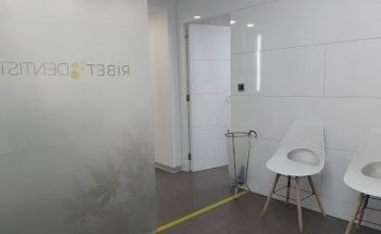Clínica Dental Ribet Dentistes