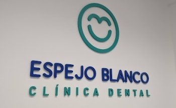 Clínica Dental Espejo Blanco