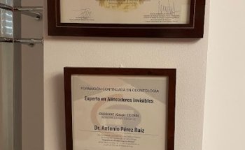 Clínica Dental Antonio Pérez Ruiz