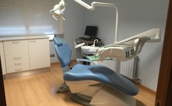 Clínica Dental Dr. Castillo