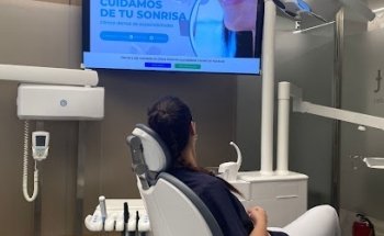 Clínica Dental de Especialidades Ceudent