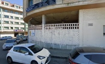 Clínica Dental Maxilares S.L.