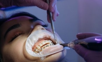 MadriDental - Cirugía, Ortodoncia y Estética Dental