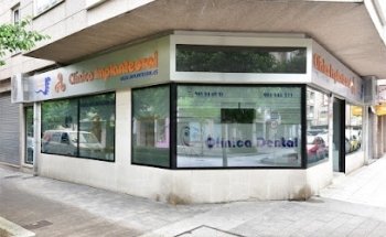 Clínica Implanteoral Milladoiro