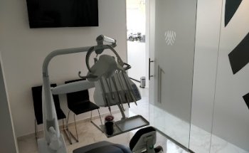 Clínica dental LuxeDentist