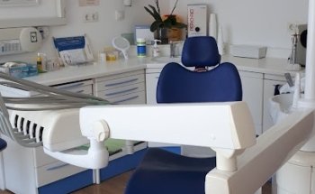 CLINICA DENTAL MR