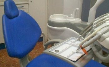 Clínica Dental Elena Mora Escribano