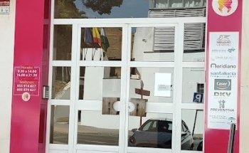 Clinica Dental Estepa - Lola Gil