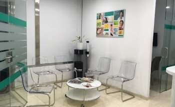 Clínica Caredent Lopez de Hoyos