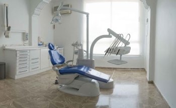 Dra Salvador | Clinica Dental en Valencia - Centro Odontológico