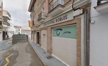 Clínica Dental Dra. Olalla Robles - Torre del Mar