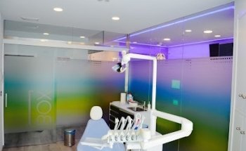 CLÍNICA DENTAL ELENA CASTILLO