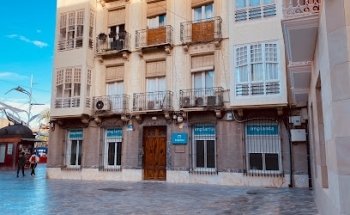 Clinica Dental Dr. Luque