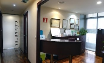 Clínica Dental Ricardo Basanta Matos