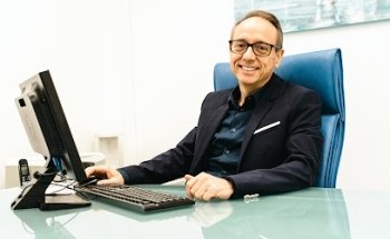 Dental Esteve Instituto Implantológico