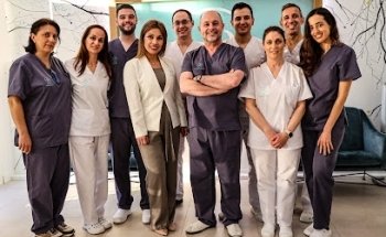 Gerardo Di Paolo · Periodoncia · Implantes · Estética dental