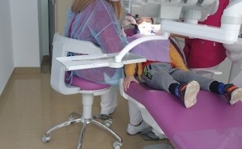 Clínica Vida Dental | Dentista en Vícar, Almería | Ortoncia, endodoncia, periodoncia, prótesis e implantes dentales