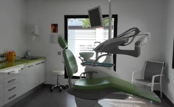 Clínica Dental Dra. María del Rosario Pastelero Granado
