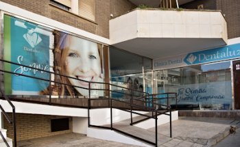 Clínica Dental Dentaluz