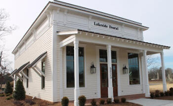 Lakeside Dental