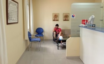 Clínica Dental Cristina Mora