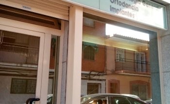 Clínica Dental Castaños