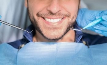BABINSKI DENTAL CLINIC - Clínica Dental en Marbella