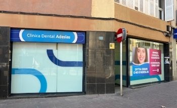 Clínica Dental Adeslas