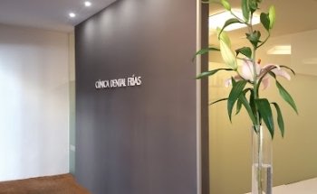 CLÍNICA DENTAL FRÍAS