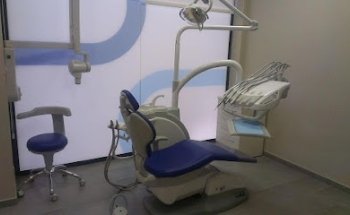 Clínica Dental Adeslas