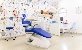 Clínica Dental Carla Carolina