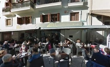 Ana Giménez y Manuel Cáliz, dentistas.