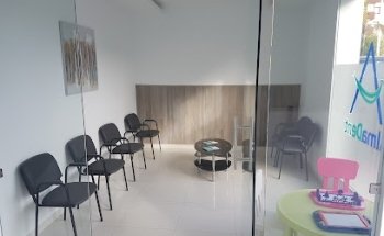 Clínica dental Almadent