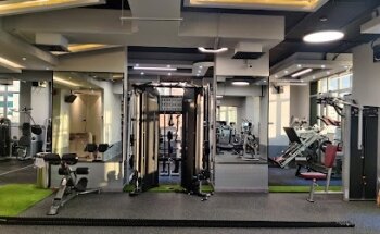 Ultra Premium Fitness Ladies and Gents Gym